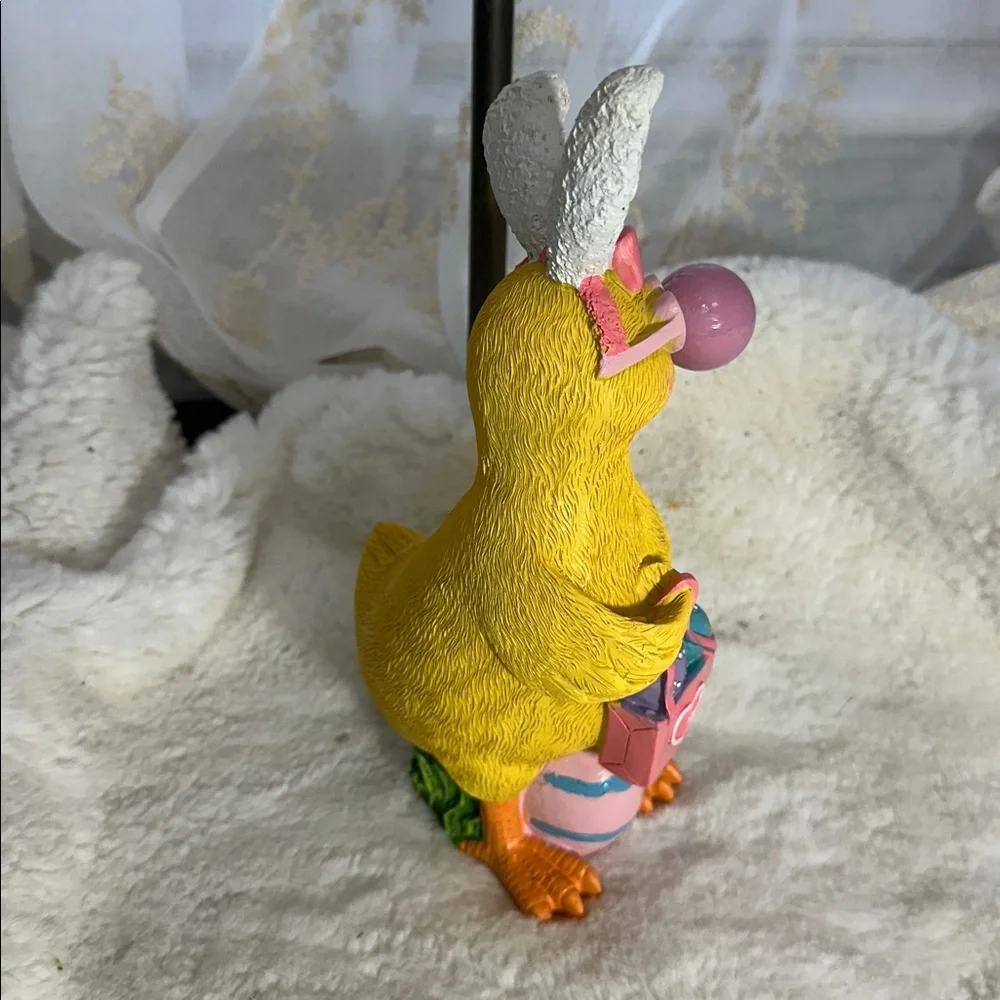 Chicken Easter ceramic decor